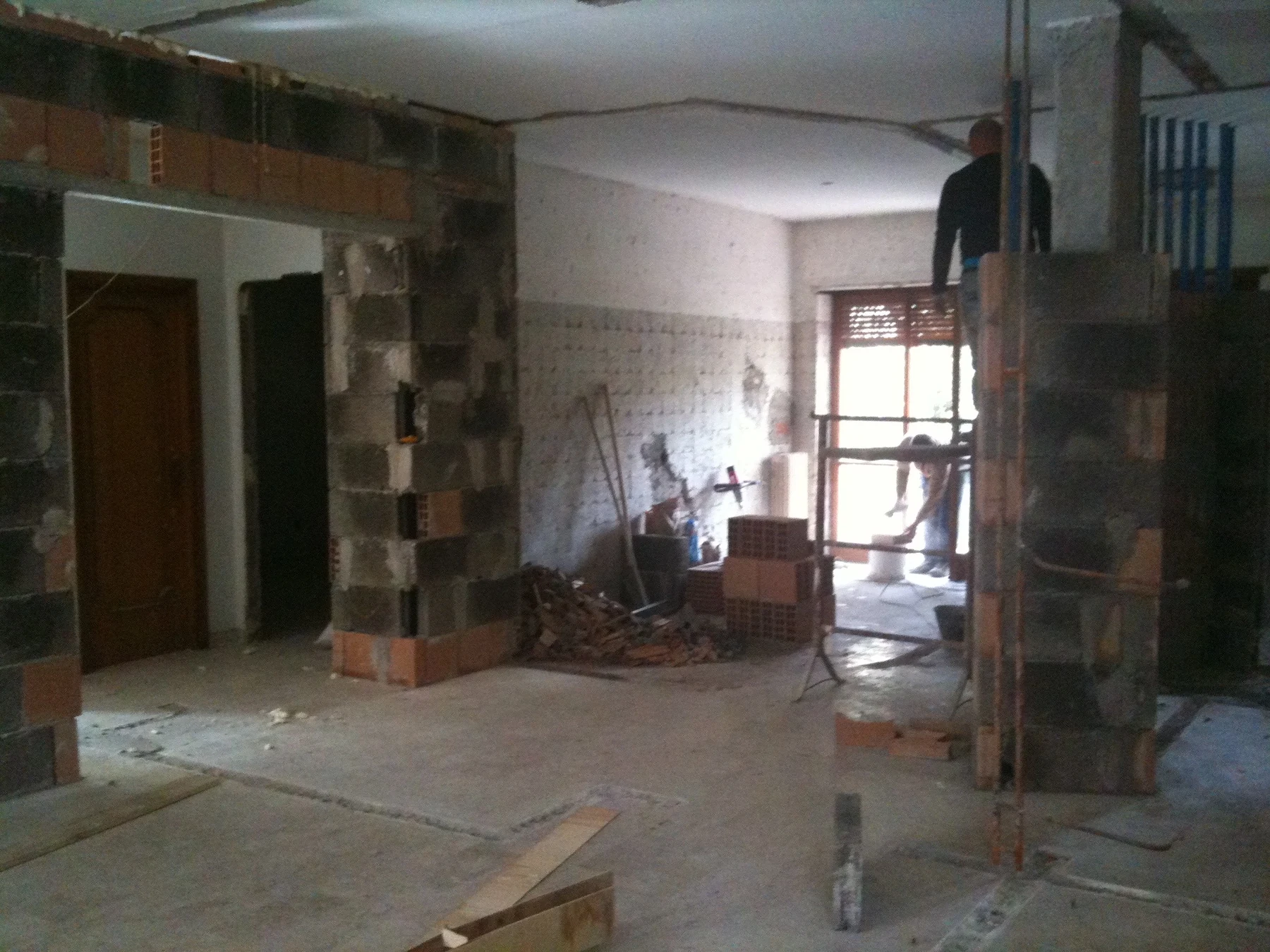 Cantiere durante la trasformazione distributiva